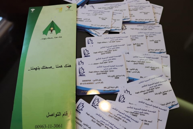 إصدار أول دفعة من بطاقات التأمين الصحي للأطفال الأيتام ضمن مبادرة ((همك همنا..صحتك بتهمنا))