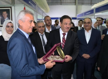 من زيارة السيد وزير المالية - رئيس مجلس إدارة هيئة الإشراف على التأمين الدكتور مأمون حمدان. وذلك يوم الثلاثاء 3-9-2019 #معرض_دمشق_الدولي_بدورته61 #جناح_التأمين_والمصارف